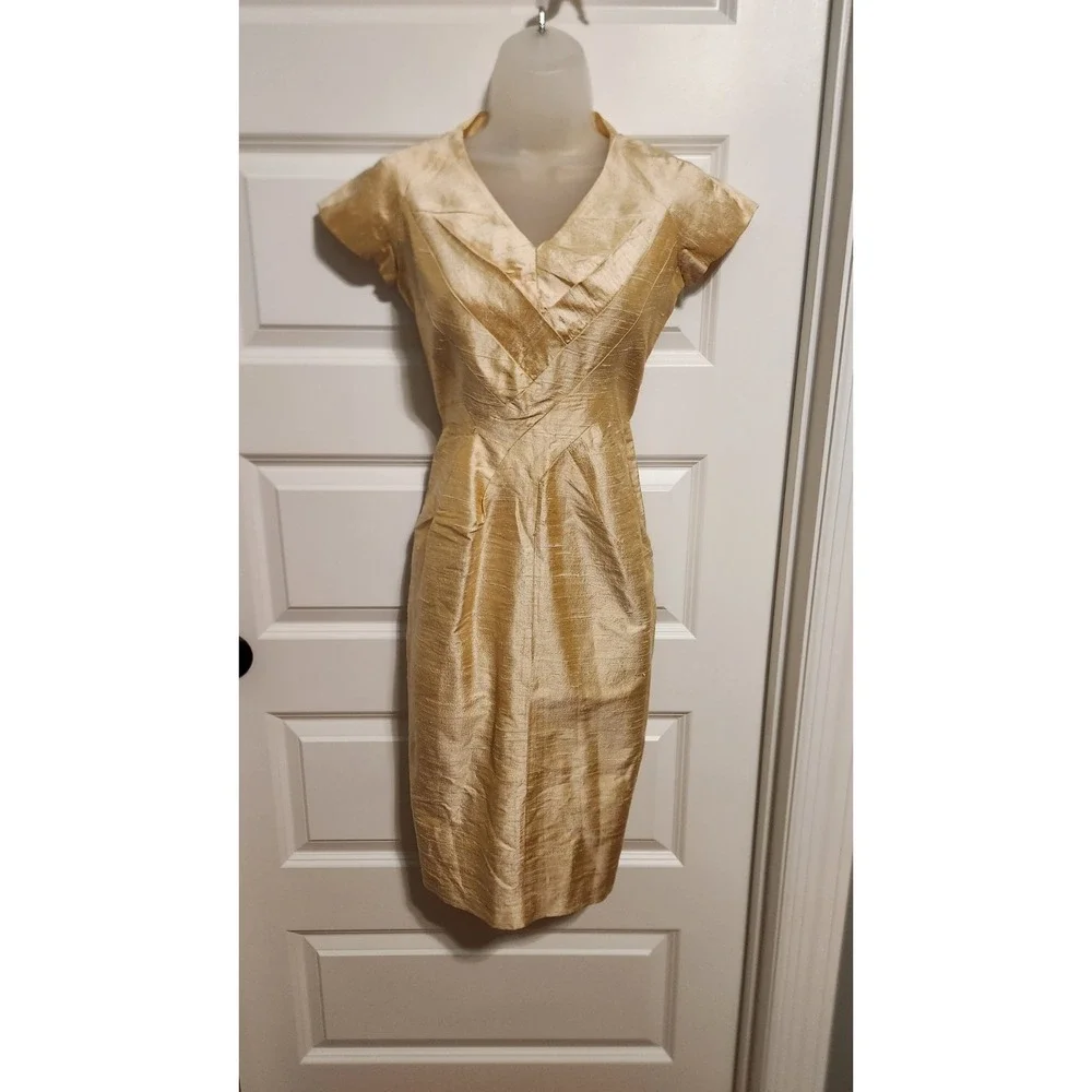 DONNA MORGAN Vintage 90s 100% Silk Gold Champagne Sheath Dress Size 4 Small